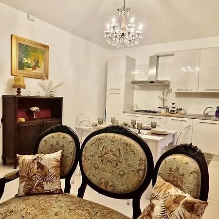 Apartment Duomo Dell'aquila By Tramonti *